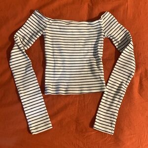 Striped XS Pull&Bear off the shoulder cropped top. Super cute and flattering!